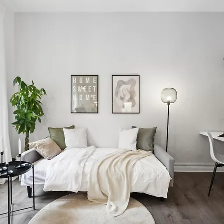 Zentral Wohnen Im Luisenviertel Kueche & Smart-tv ヴッパータール