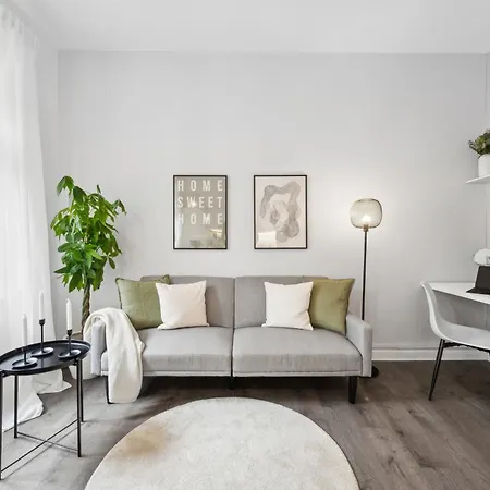 Zentral Wohnen Im Luisenviertel Kueche & Smart-tv Apartmán *