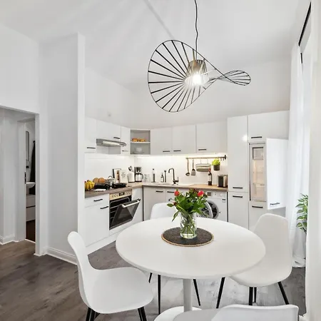 Zentral Wohnen Im Luisenviertel Kueche & Smart-tv Apartmán Wuppertal
